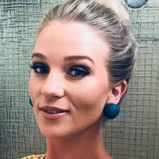 'i'm the only woman stupid enough to do this job'. Two Accidents In One Night Samantha Woke Up With Right Hemiparesis