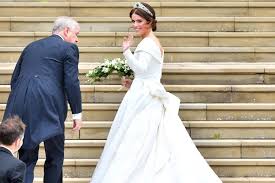 Maybe you would like to learn more about one of these? Eugenie Von York Tragt Ein Brautkleid Von Peter Pilotto Vogue Germany
