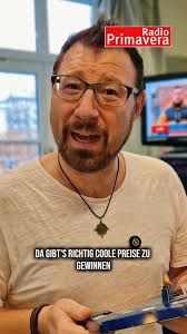 Daniel Fleckenstein führt euch heute voller Freude durchs Funkhaus!😍