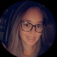 Sharon Earnest's Instagram, Twitter & Facebook