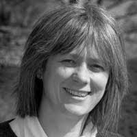 Gayle Sutherland's Instagram, Twitter & Facebook