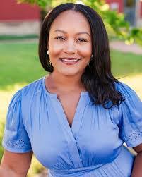 Adam Mccully's Instagram, Twitter & Facebook