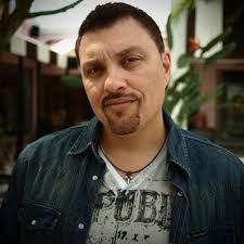 Drew Steele (@iamdrewsteele)