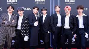Rapmon is a male dog and lives with rm's parents and is cared very well by his parents and younger sister. 7 Biodata Member Bts Dan Fakta Menariknya Army Wajib Tahu Hot Liputan6 Com