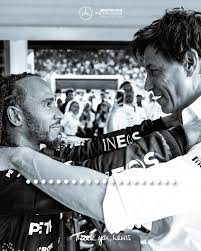 📩 To Lewis, from Toto