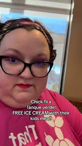 #fyp #thatballoongirloftucson #facepainting #chickfilatanqueverde