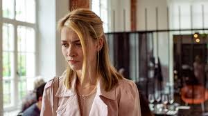 De single staat inmiddels al 6 weken in de top 10 van de ultratop vlaamse 50 genoteerd. Volgende Week In Lisa Gert Voert Een Snood Plan Uit En Laat Lisa Te Veel Alcohol Drinken Met Alle Gevolgen Tv Hln Be