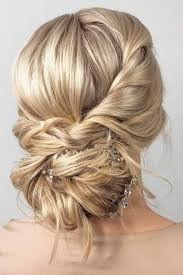 Get the latest hair updos, and updo hairstyles, plus new hairstyling tips and hair ideas! Homecoming Hairstyles 2020 Cute Hairstyles For Homecoming Ladylife