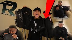 En entrevista exclusiva con el canal de youtube pepe´s office el cantante contó a detalle lo ocurrido el. What S In Fuerza Regida S Bags By Jesus Ortiz