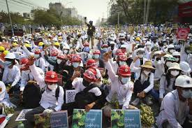 Trong khi đó, bộ trưởng ngoại giao singapore vivian balakrishnan kêu gọi quân đội myanmar tìm kiếm giải pháp hòa bình nhưng thừa nhận sức ép từ bên ngoài sẽ chỉ có tác động hạn chế đến tình hình hiện tại. 9r06apiib94z4m