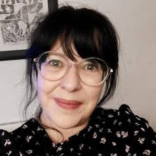 Gwenno Eleri Jones (@mabonlleu)