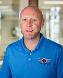 Edward Toon's Instagram, Twitter & Facebook