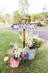 40 Diy Dekoideen Fur Eine Traumhafte Garten Hochzeit Hochzeit Deko Hochzeitsdekoration Hochzeit