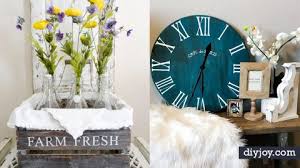 Complete with easy to follow step by step tutorials and gorgeous photos, you'll find everything from wall art to bedding accents to planters to baskets, and lots of things in between. 50 Diy Home Decor Crafts For Creative Decorating