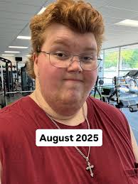 2025 PROGRESS: 624lbs ➡️ 490lbs in 7 months 🙏💪🏻 God is good.  #weightlossjourney #fitness #motviation