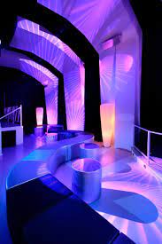 Voici comment les draguer ! 23 Idees De Boite De Nuit Boite De Nuit Nuit Discotheque