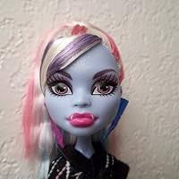 Amazon.com: Monster High Classroom Partners Home Ick Abbey Bominable and  Heath Burns Doll, 2-Pack : Toys & Games