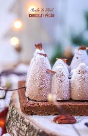 Retrouvez les ingrédients, la préparation, des recettes similaires et des photos qui donnent envie ! Buche De Noel Chocolat Pecan Buche De Noel Buche De Noel Originale Buche De Noel Chocolat