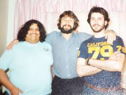 But robert de niro looked worlds away from his famed characters on tuesday, as he enjoyed a casual morning out in new york city. My Cousin Left With Robert Deniro And A Friend In My Cousin S House Circa 1981 Oldschoolcool