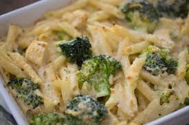 Pasta Bake With Chicken Broccoli And Ricotta Recipe Sarah Sharratt Recipe Ricotta Recipes Chicken Alfredo Recipes Chicken Broccoli Pasta Bake