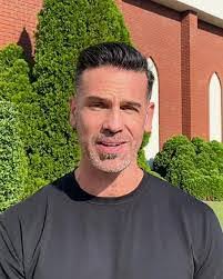 Francis Bourget's Instagram, Twitter & Facebook