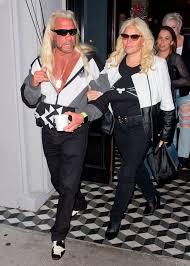 What kind of cancer does beth from dog the bounty hunter have? Dog The Bounty Hunter S Wife Beth Chapman Receives Devastating News As Throat Cancer Returns Mirror Online