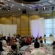 Water marks all over the place. Photos At Dewan Sri Siantan Perbadanan Putrajaya 248 Visitors