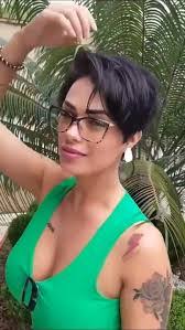 Julia Jimenez's Instagram, Twitter & Facebook