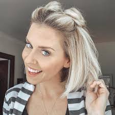 Hair Tutorial Time Easy Space Buns Tutorial Spacebuns I Added A Voice Over This Time As Requested Shor Short Hair Bun Short Hair Tutorial Hair Tutorial