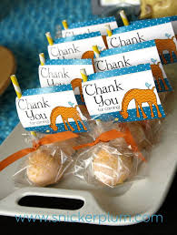 Thank You Gift Ideas For Birthday Party Cake Pops As A Thank You Gift Or Even A Thank You For Coming Gift To Send Home With A Gu Baby Shower Giraffe Baby Shower Thank You Gifts Birthday Party