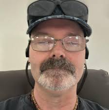 Maynard James Keenan & Henry Rollins ▪︎ 1994 📷 Chris Cuffaro The Grunge  Diaries #maynardjameskeenan #tool #aperfectcircle #henryrollins #blackflag  #rollinsband #alternativemetal #alternativerock #punkrock #hardrockmusic  #90srockmusic