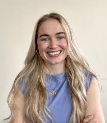 Kristen Gregory's Instagram, Twitter & Facebook