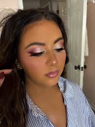 Merry Christmas Eve 🎄💕 The holiday glam has been so much fun this season  🤩