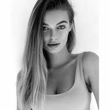 Dimulai sejak karantina dan menjalani babak fast track, karolina memulai perjalananannya sebagai miss world 2021 dengan sukses meraih … Karolina Bielawska Miss Polonia 2019 Photos Facebook