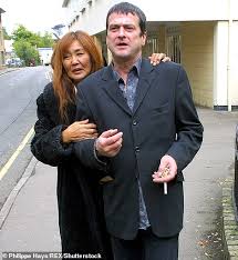 It is with profound sadness that we announce the death of our beloved husband and father leslie richard. X8pez89p8esmjm