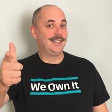 Steve MacKenzie (@ScubaSmack)