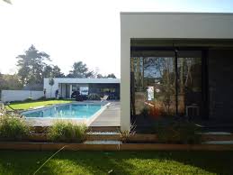 Maison D Inspiration Moderne Par L Agence D Architecte Bo A Architecte Maison Maison Contemporaine