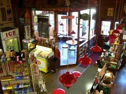 The Oldest General Store In Illinois Has A Fascinating History Springfield Illinois Midwest Vacations Illinois Travel