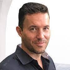 Justin Pearman's Instagram, Twitter & Facebook