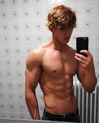 Julia reported _____ (see) the boys to the police. Transformation Get Ripped Get Laid Happy And Proud Always Focused Wabde Modelwerk Modelsdot Shooting Man Big Muscle Men Ripped Men Ripped Abs