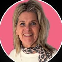 20+ "Karin Med" profiles