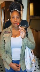 I personally don't see the it but some of y'all swear by it😂😫...  #reginaking #lookalike #diy #lgbt