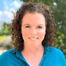 Amazon.com: Home Is Where Your Bark Is: 9781728217109: Burns, Debbie: Books