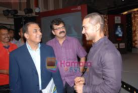 Sunil gavaskar is a former indian cricketer considered to be among the best opening batsmen in cricket history. Sunil Gavaskar Aamir Khan At Cnn Ibn Real Heroes Awards In Hilton Towers On April 14th 2008 Most Viewed Bollywood Photos Bollywood Photos