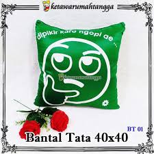 Anda bisa saja membutuhkan bantal dengan ukuran dan berat yang berbeda dari kebanyakan orang. Jual Bantal Sofa 40x40 Bantal Sofa Unik Murah Lucu Bantal Sofa Tata Bantal Silicone Bantal Dacron Terbaru Juni 2021 Blibli
