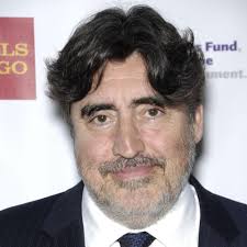 Ladies Man · Season 1 Episode 19 · Decent Proposal