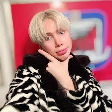 Oli london or whatever decides he is korean. Gd0rv06nrixo6m