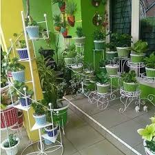 Untuk membuat taman jepang, elemen batu dapat digunakan untuk penutup area sirkulasi. Balasan Dari Cara Maksimalkan Lahan Sempit Dengan Taman Minimalis Nan Cantik Kaskus