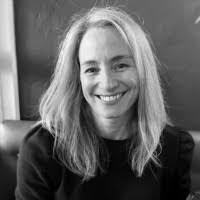 Sarah Milliken's Instagram, Twitter & Facebook