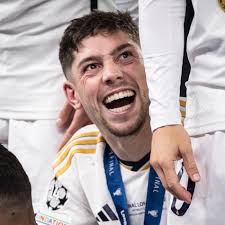 Alejandro Valderrama (@Valderrama_JR)